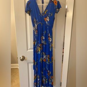 Maxi floral dress